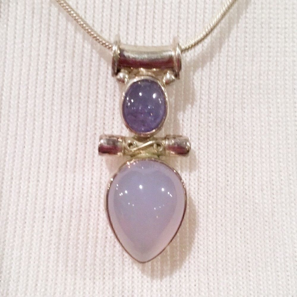 sajen Offerings sterling silver chalcedony pendant